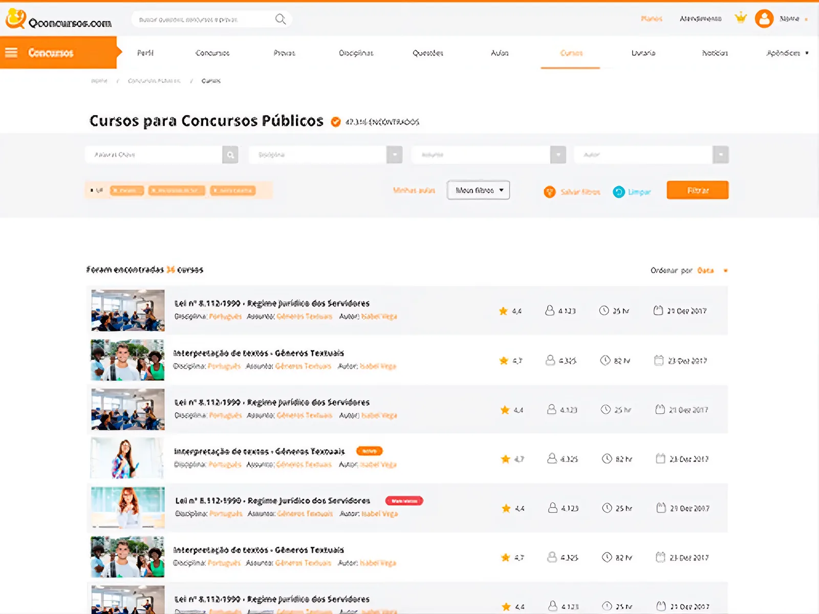 QConcursos course listing for public-exam prep — 'Cursos para Concursos Públicos', orange theme